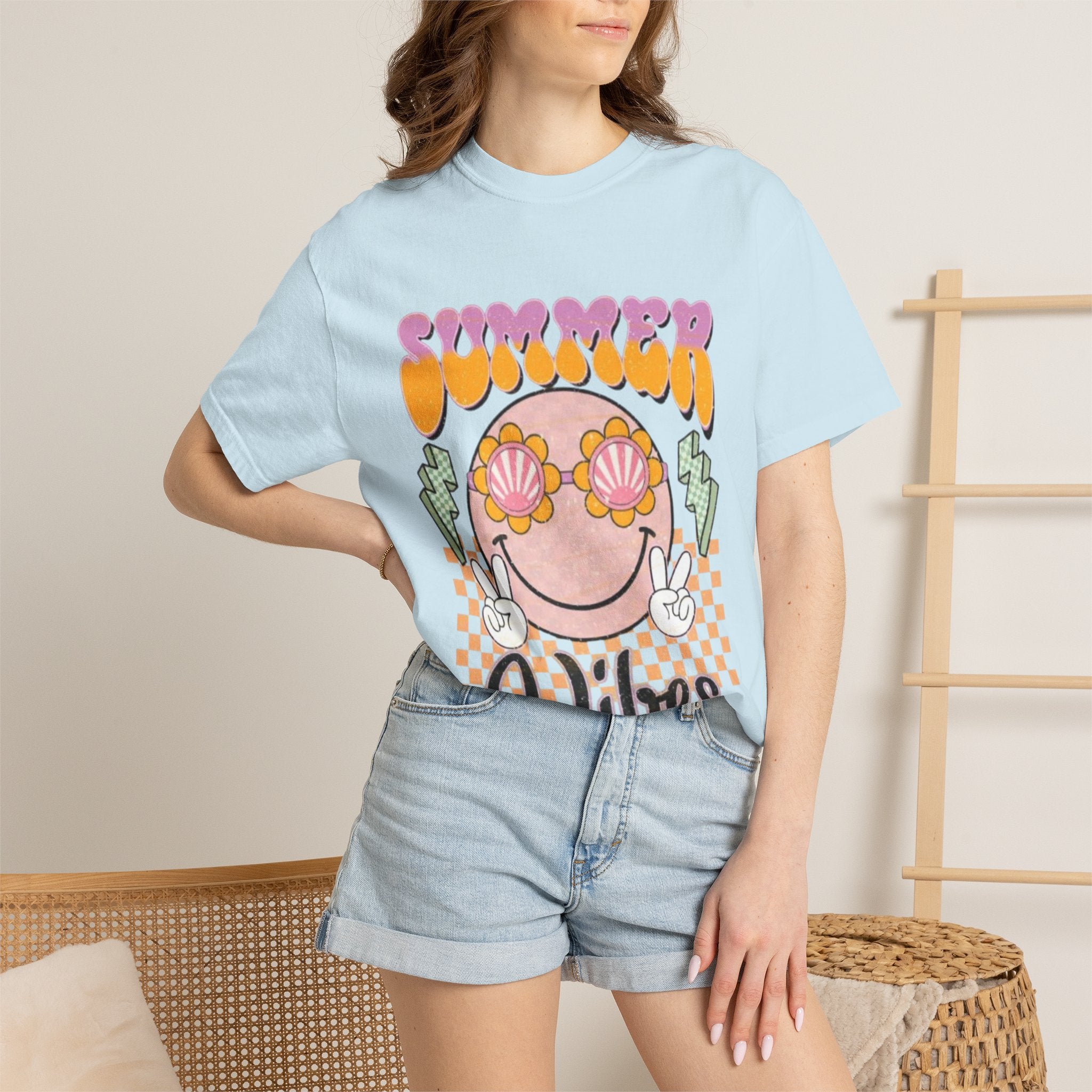 Summer Vibes Graphic T-Shirt — Retro Smiley Seashell Sunglasses Tee