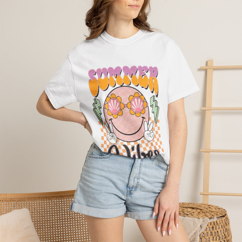 Summer Vibes Graphic T-Shirt — Retro Smiley Seashell Sunglasses Tee