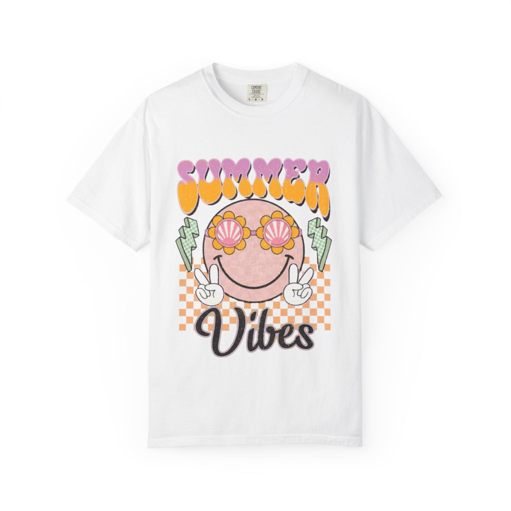 Summer Vibes Graphic T-Shirt — Retro Smiley Seashell Sunglasses Tee