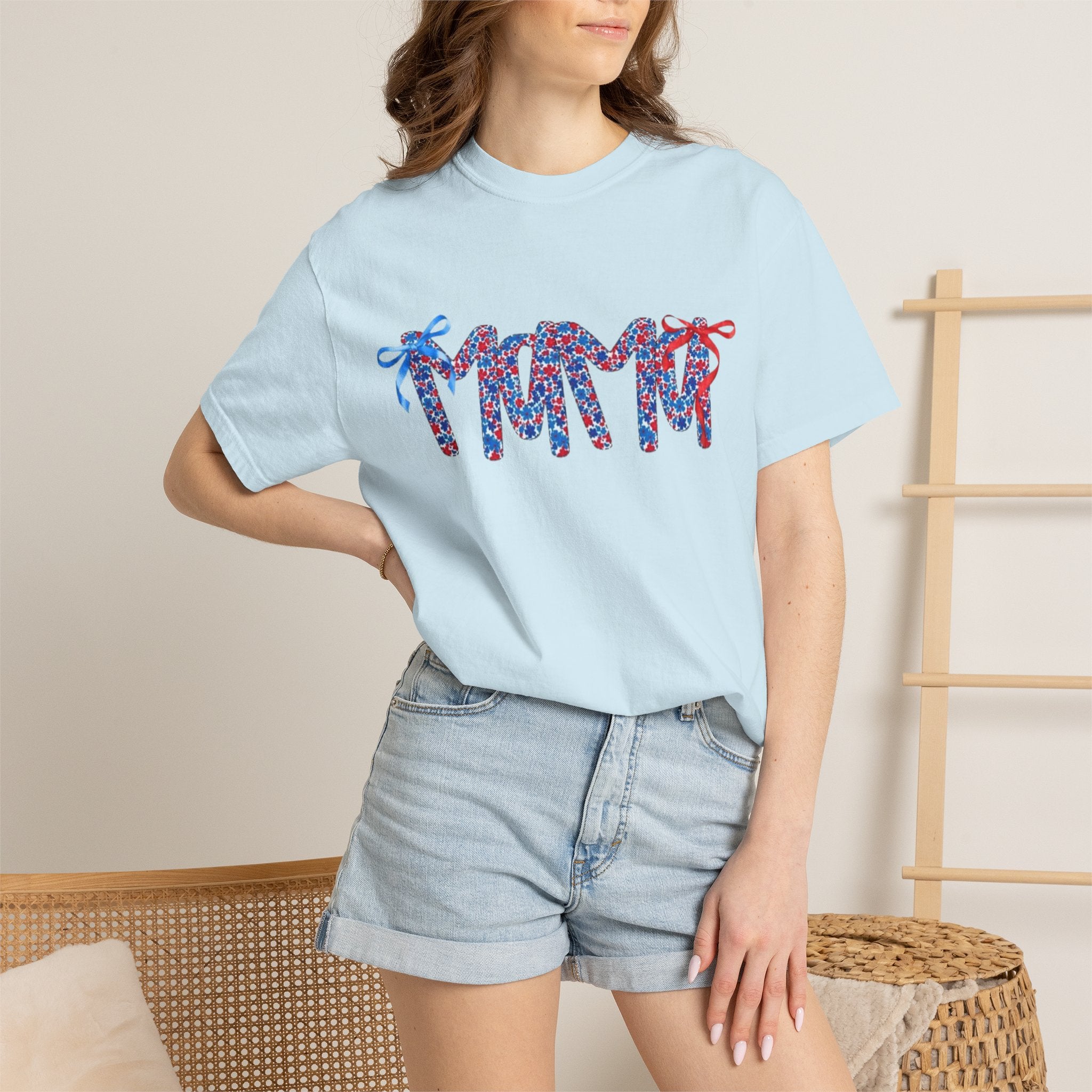 Floral Ribbon 'Mama' Graphic T-Shirt