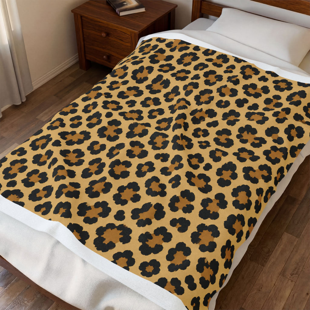 Leopard Print Plush Blanket — Cozy Animal Print Throw for Home & Travel
