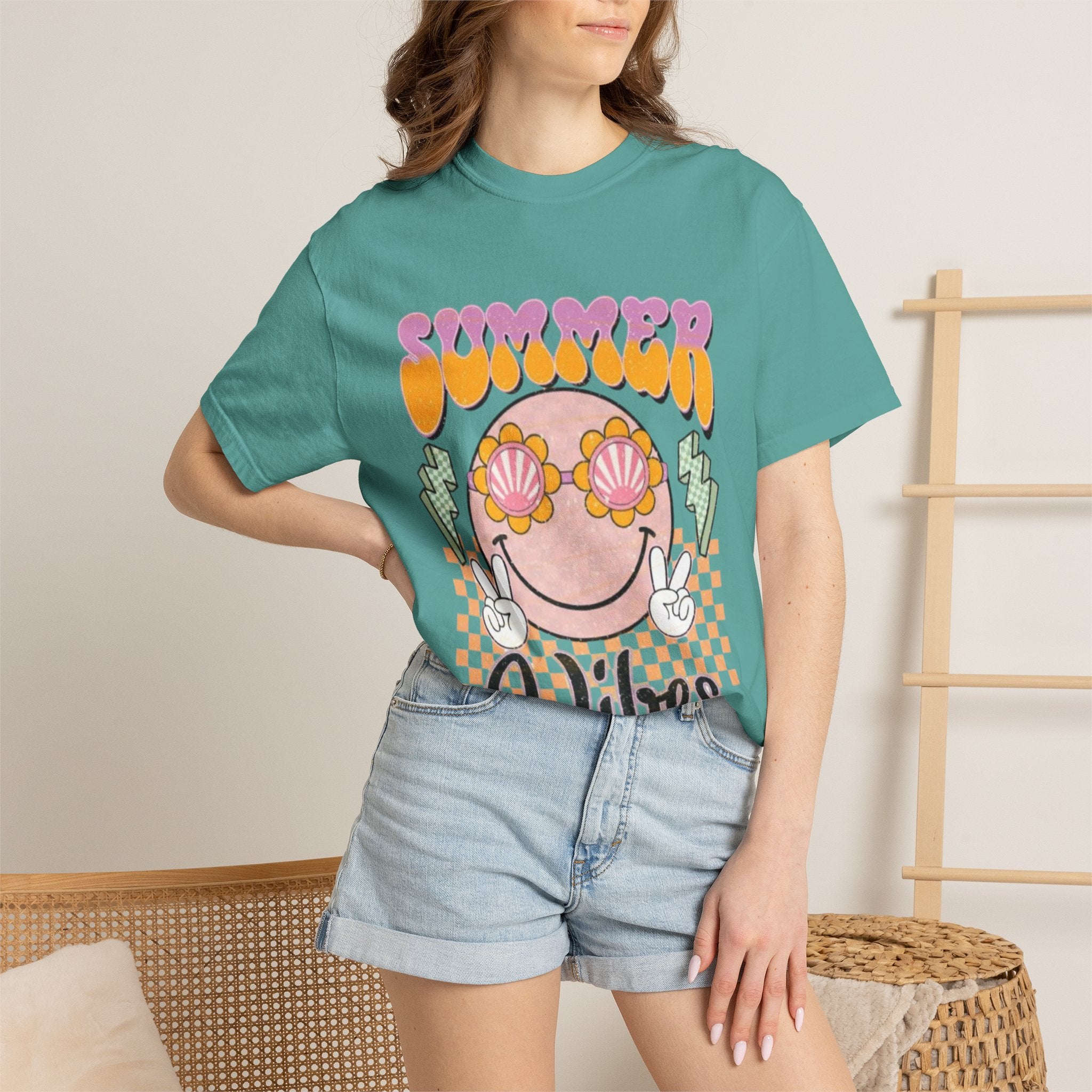 Summer Vibes Graphic T-Shirt — Retro Smiley Seashell Sunglasses Tee