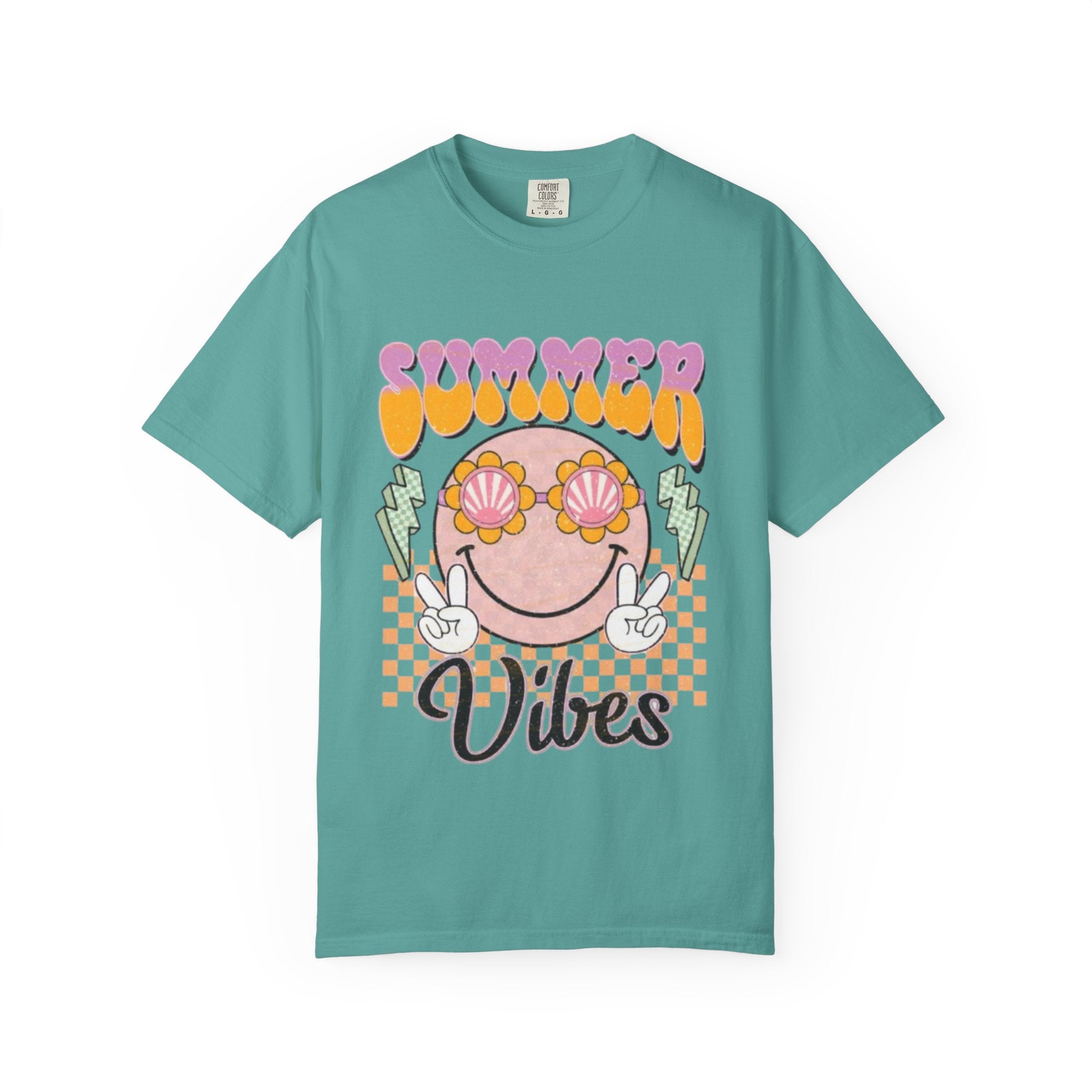Summer Vibes Graphic T-Shirt — Retro Smiley Seashell Sunglasses Tee
