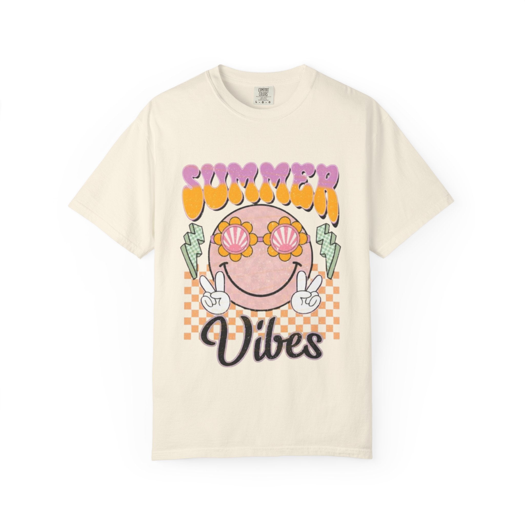 Summer Vibes Graphic T-Shirt — Retro Smiley Seashell Sunglasses Tee